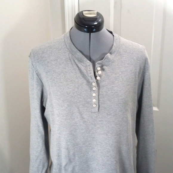 croft & barrow Tops - Womens Sz Large Grey T shirt with pearl buttons, long sleeves
